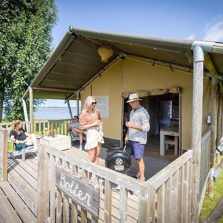 Jachthaven Nieuwboer Hotel Bunschoten Bagian luar foto