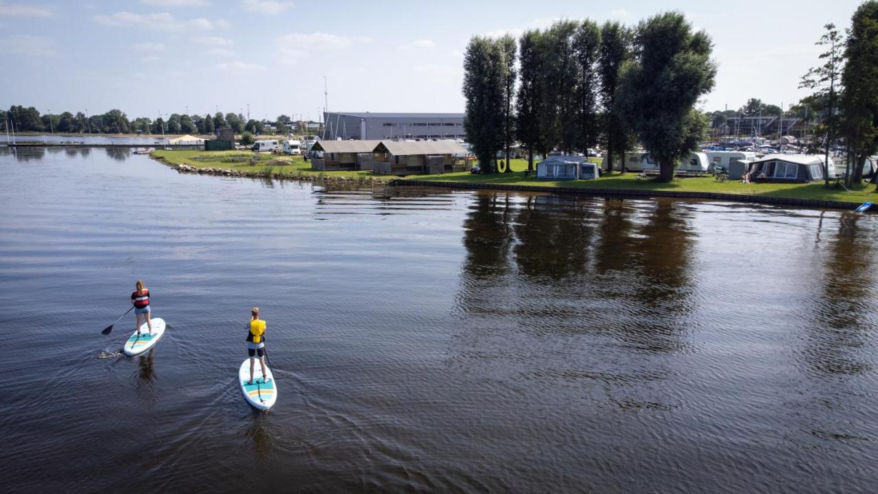 Jachthaven Nieuwboer Hotel Bunschoten Bagian luar foto