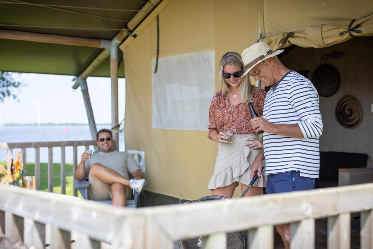 Jachthaven Nieuwboer Hotel Bunschoten Bagian luar foto