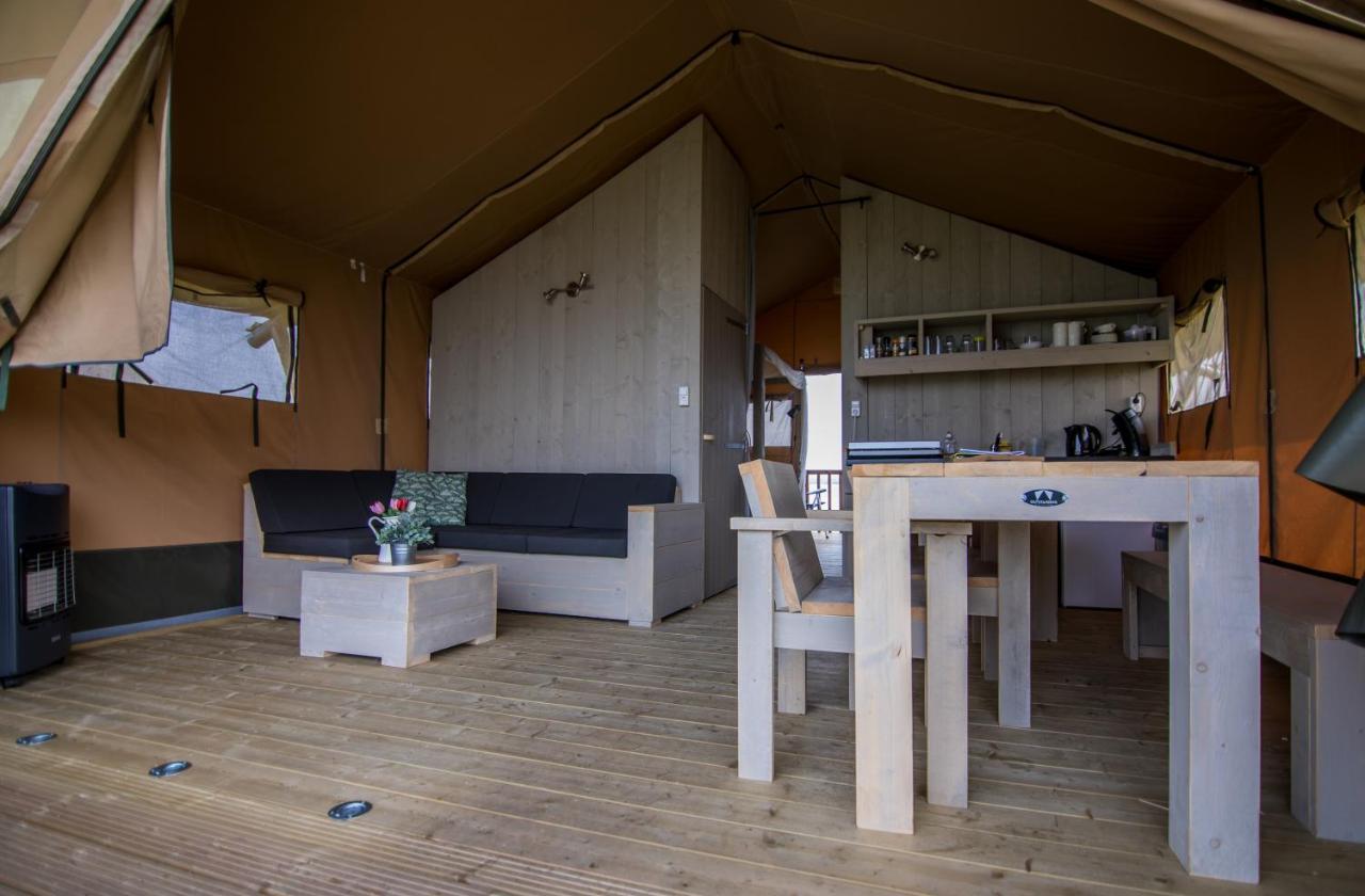 Jachthaven Nieuwboer Hotel Bunschoten Bagian luar foto